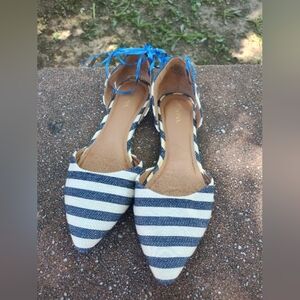 Merona Women Pointy Toed Striped Flats Size 7